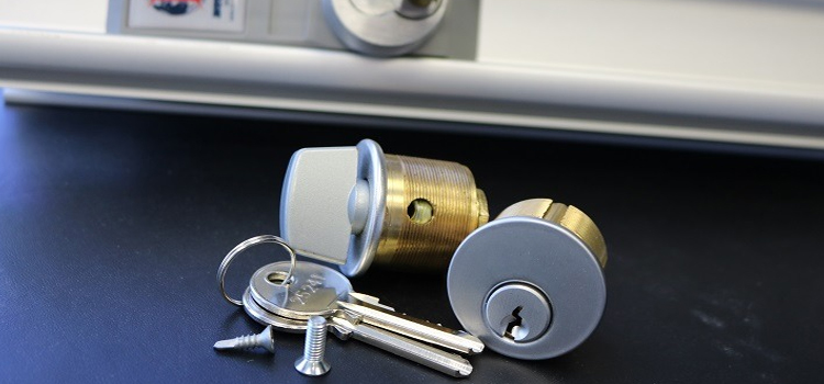Commercial Lock Installation Live Oak